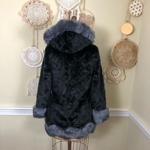 Qiye fur coat Clearance